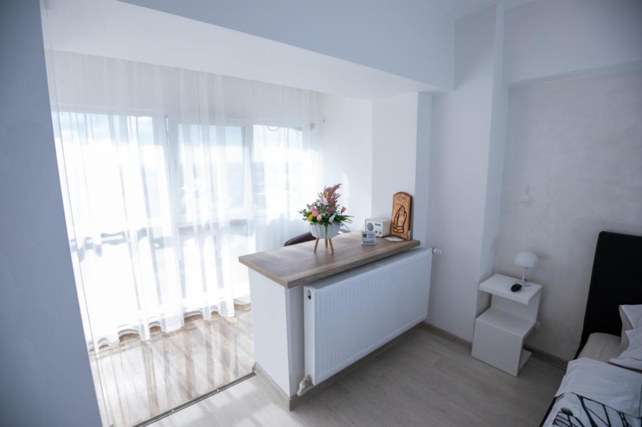 Apartament Central Targu Jiu Exterior photo